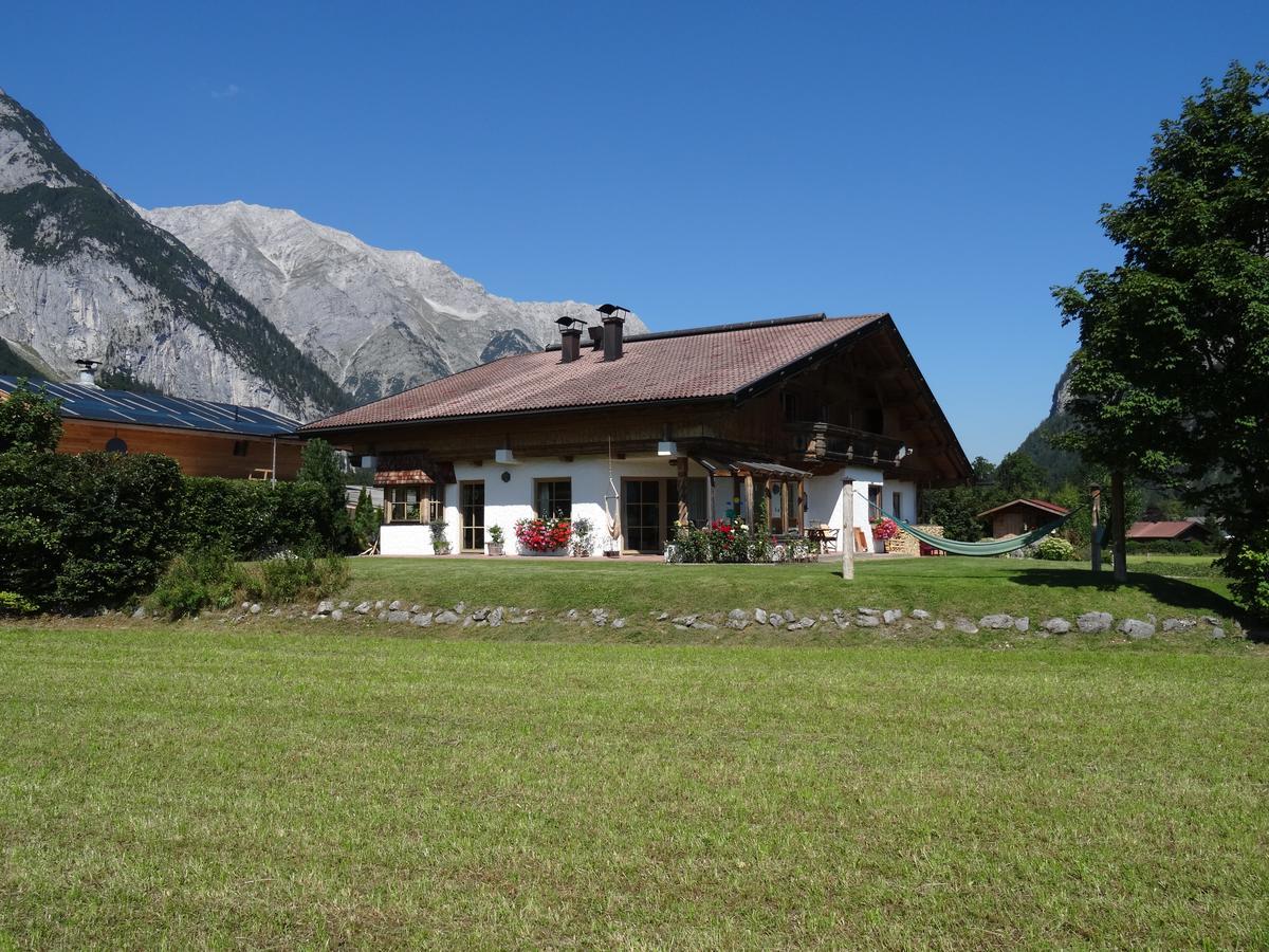 Landhaus Lindl - Ein Ruhiges Platzl Zum Wohlfuehlen Leutasch Exterior foto